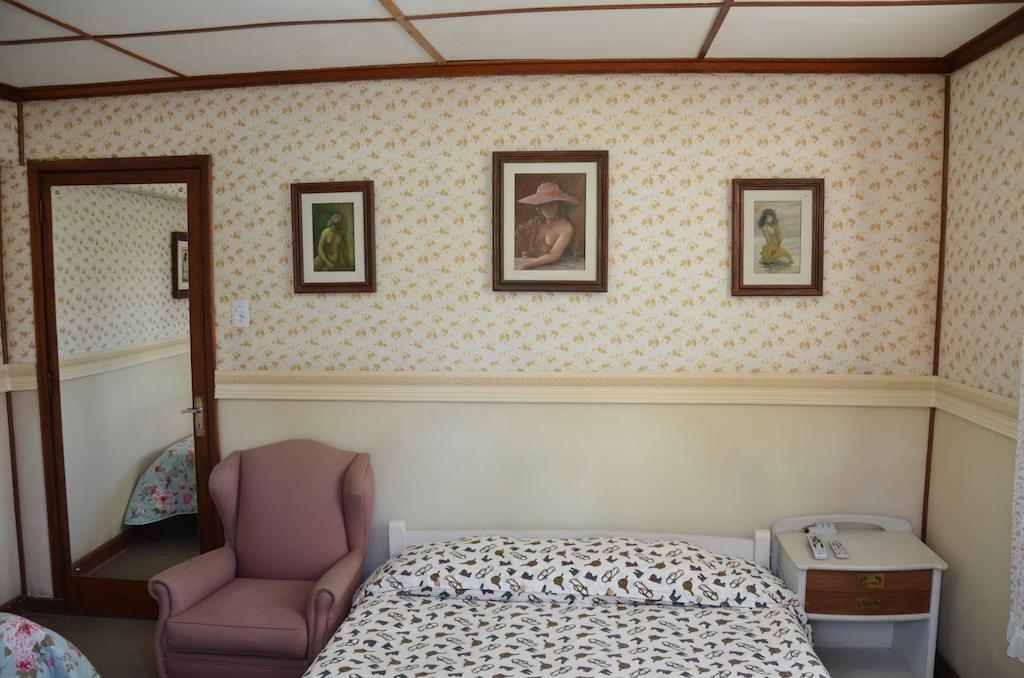 Acomodação com café da manhã  Casa Vintage *